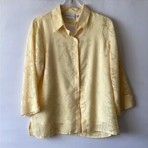 Alfred Dunner Light Yellow Button Down Glittery Shirt w/tank.